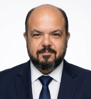عادل يسري